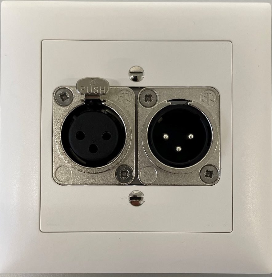 0114763_unterputzanschluss-mit-xlr-input-femaleoutput