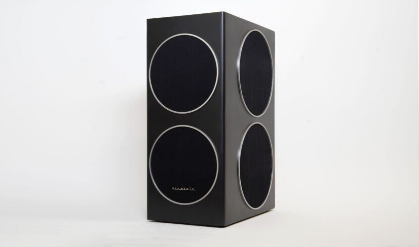 phli_black.jpg_11771