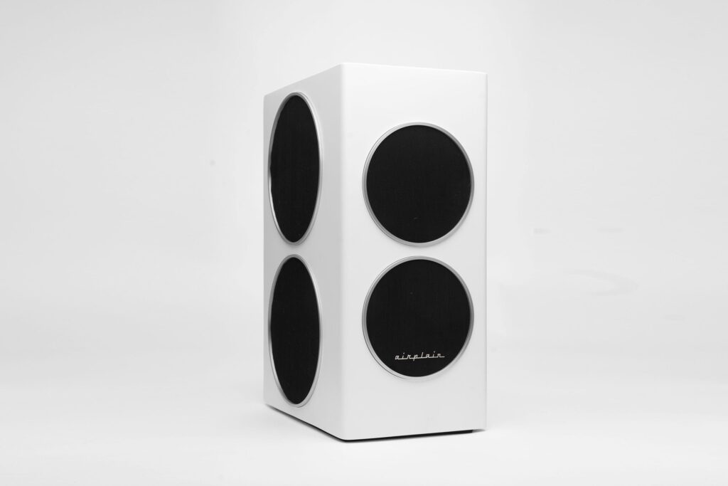 phli_mini_white.jpg_11778